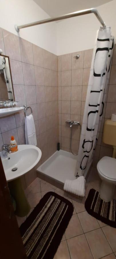 Apartments Zlosilo 오라사크 외부 사진