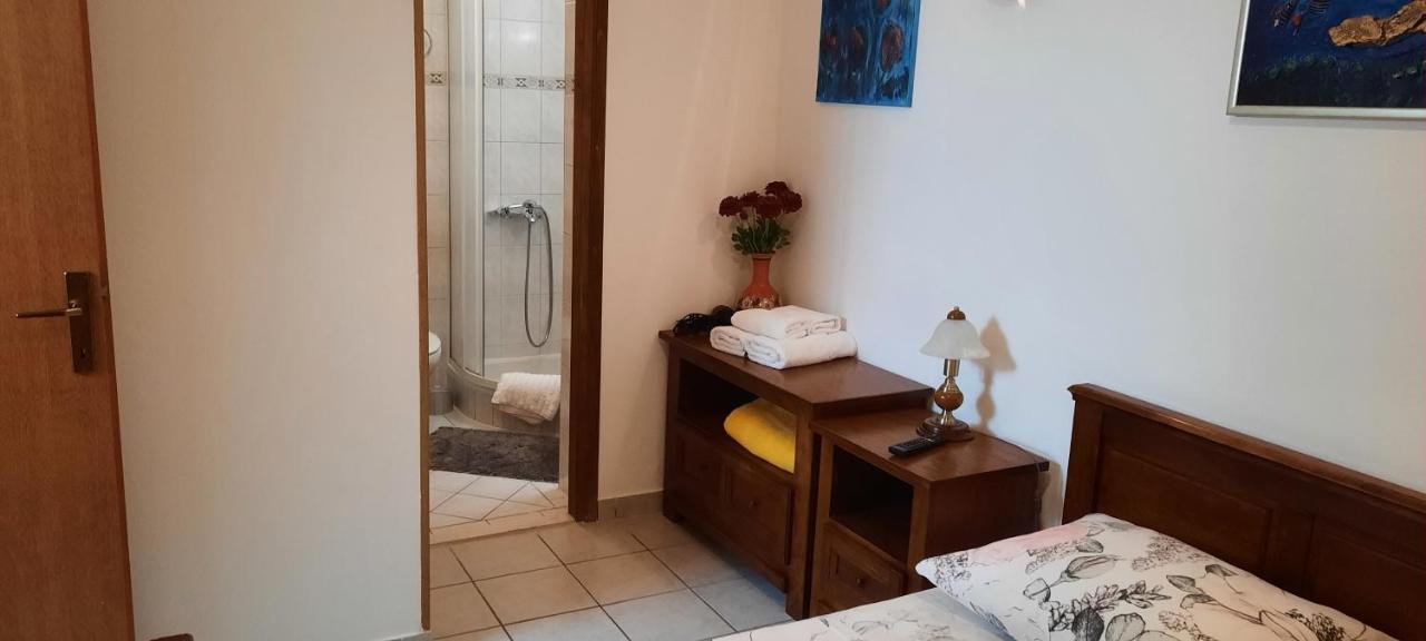 Apartments Zlosilo 오라사크 외부 사진