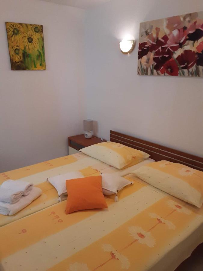 Apartments Zlosilo 오라사크 외부 사진