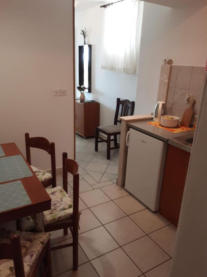 Apartments Zlosilo 오라사크 외부 사진