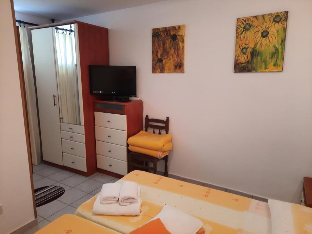 Apartments Zlosilo 오라사크 외부 사진