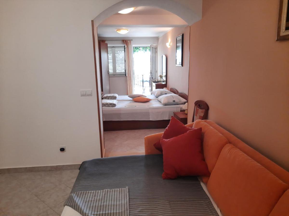 Apartments Zlosilo 오라사크 외부 사진